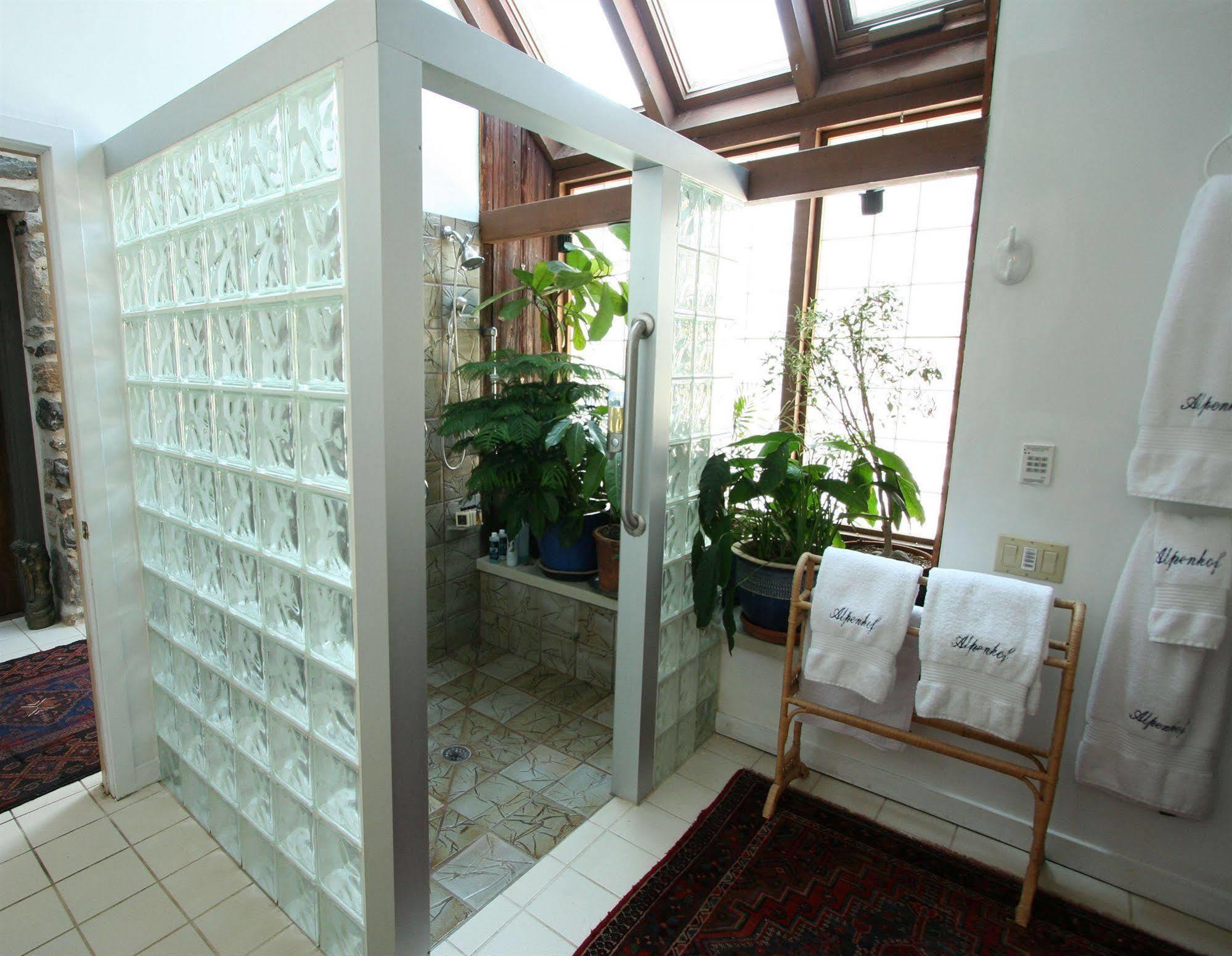 Alpenhof Bed & Breakfast มีเดีย ภายนอก รูปภาพ